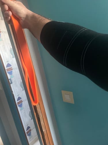 Customer photo review of Flytex V2 Elbow Compressions