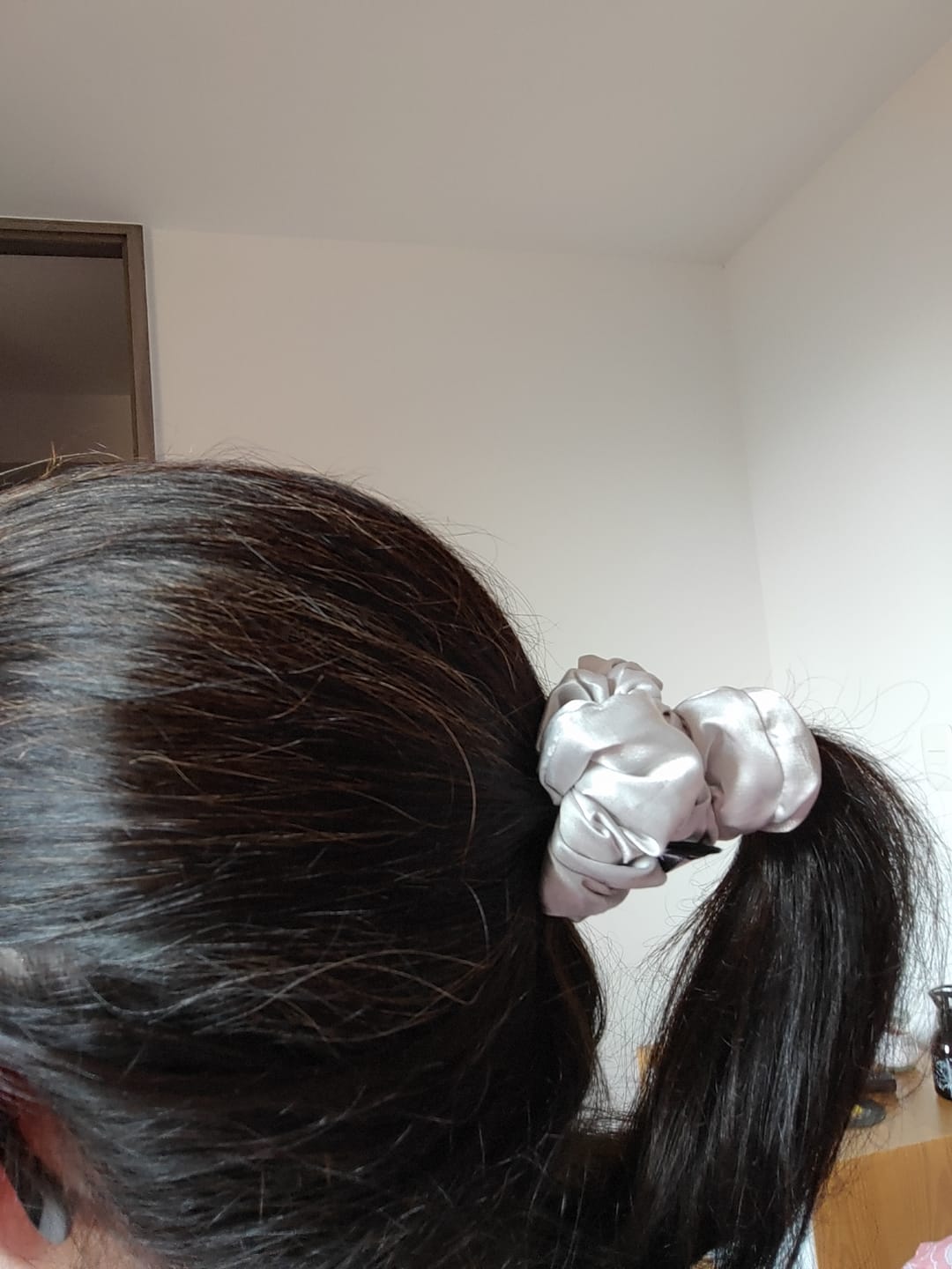 Customer photo review of Scrunchies petit - Satin
