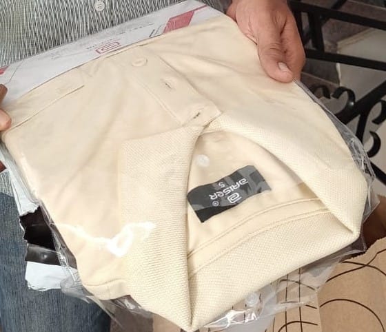 Customer photo review of Ariser Cotton Golf  Polo T-Shirts For Men - 29001