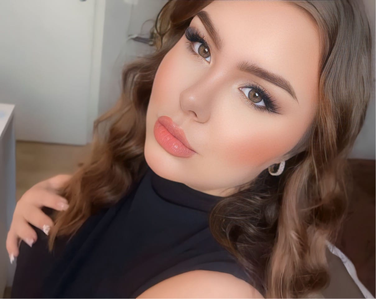 Customer photo review of Cube Stones Creolen | 18K vergoldet