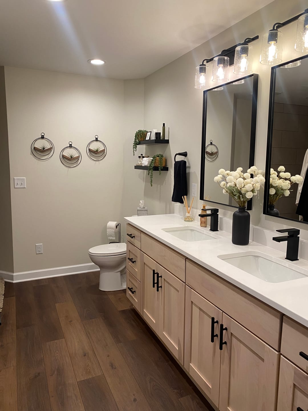 Customer photo review of Plant Shelf