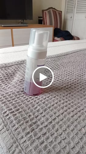 Customer video review of Limpiador facial - Espuma limpiadora de base acuosa