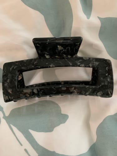 Customer photo review of XL Dreamy Claw Clip