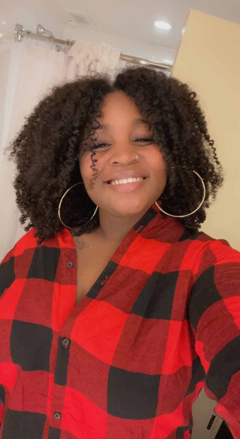 Customer photo review of Nicole Burmese 4A Kinky Curly - InvisiRoot™ Clip-ins (AKA TrueRoot™ Clip-ins)