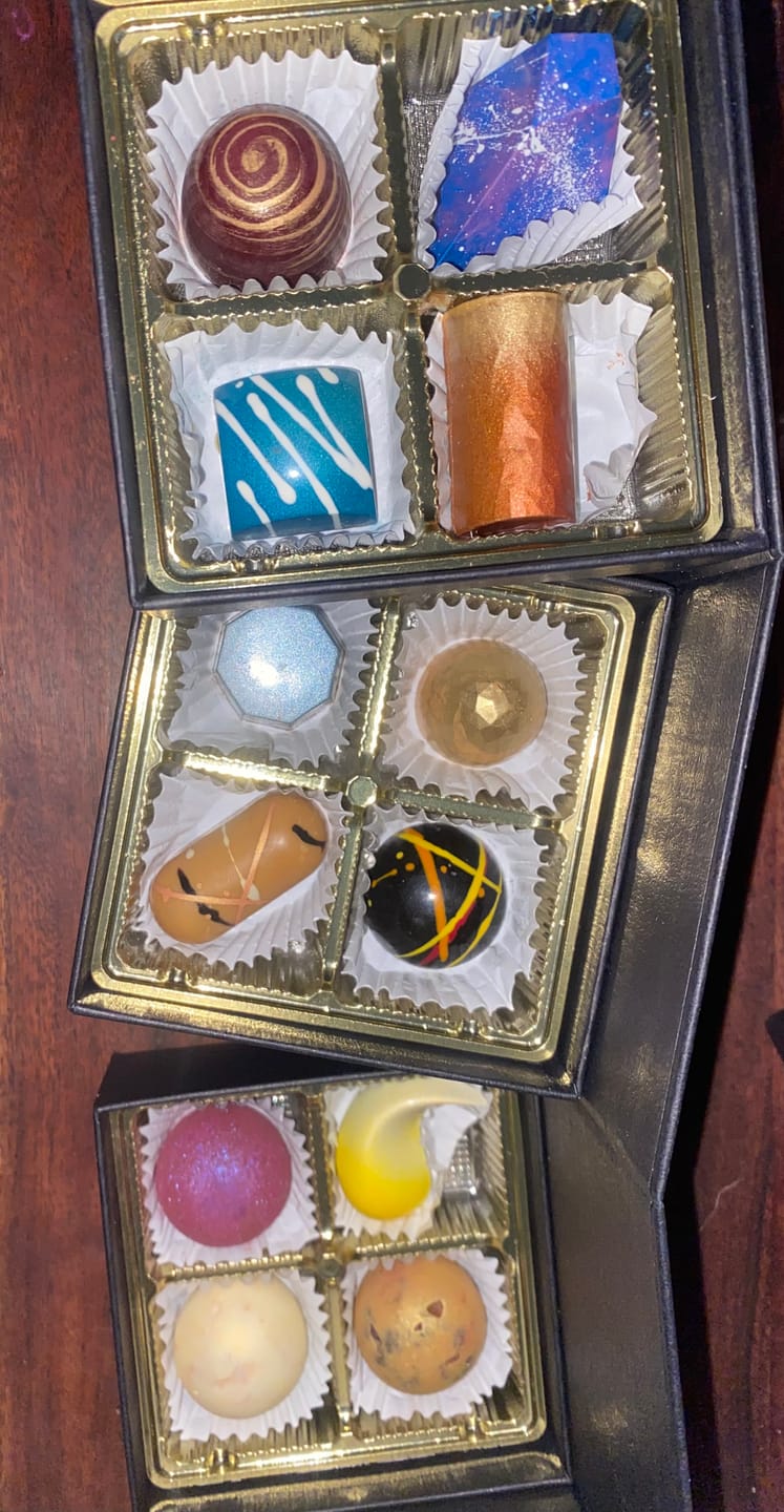 Customer photo review of 12 Piece - Build Your Own Box