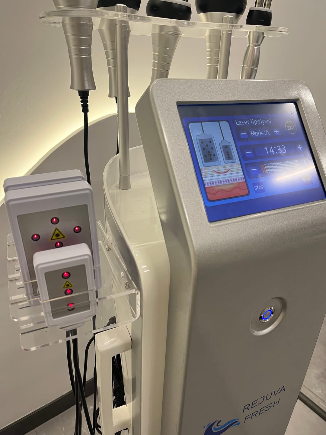 Customer photo review of Eris Lipo Cavitation Machine 6 in 1 Professional