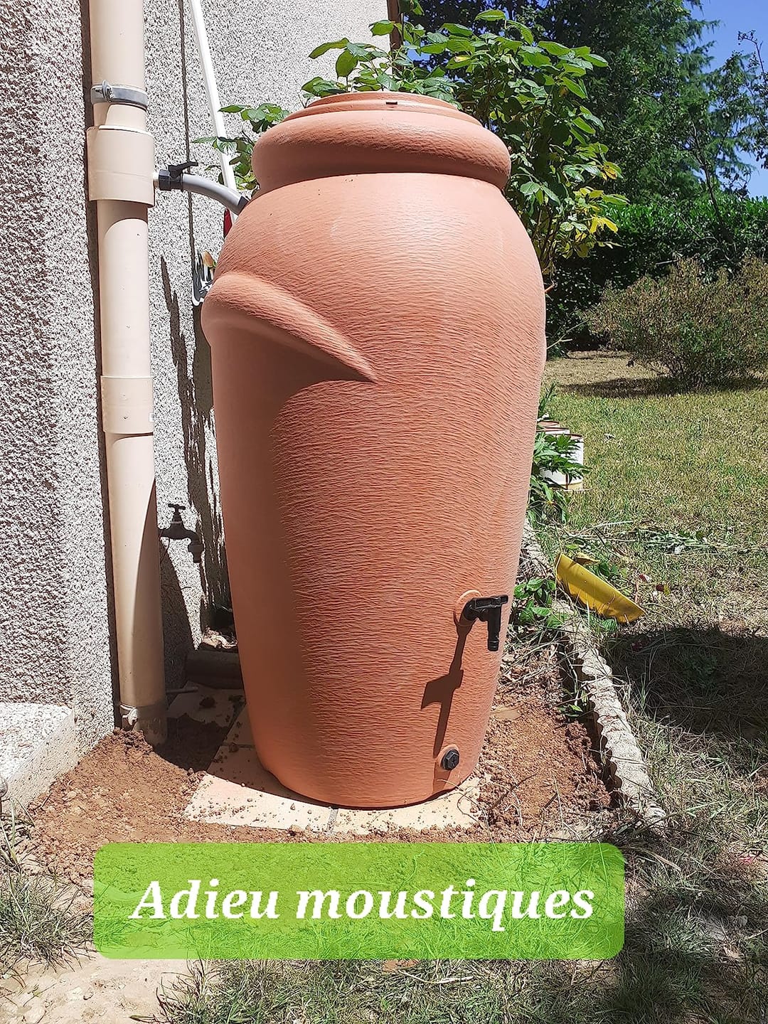 Customer photo review of Regentonne 210/360/440 Liter [Amphore Design] Regenfass Frostsicher aus Kunststoff - Regenwassertonne mit Wasserhahn