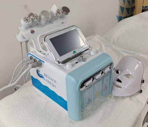 Customer photo review of 3rd Gen 7 in 1 Professional Hydro Dermabrasion Machine