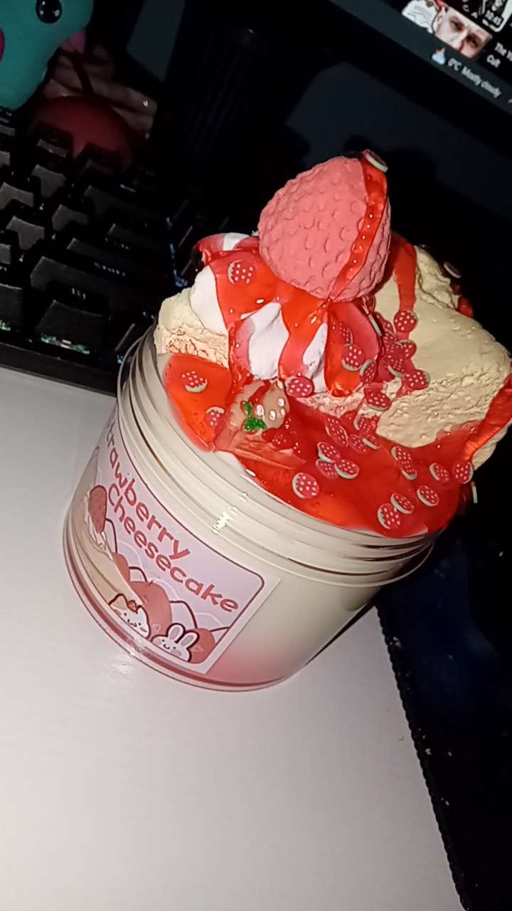 Customer photo review of Strawberry Cheesecake
