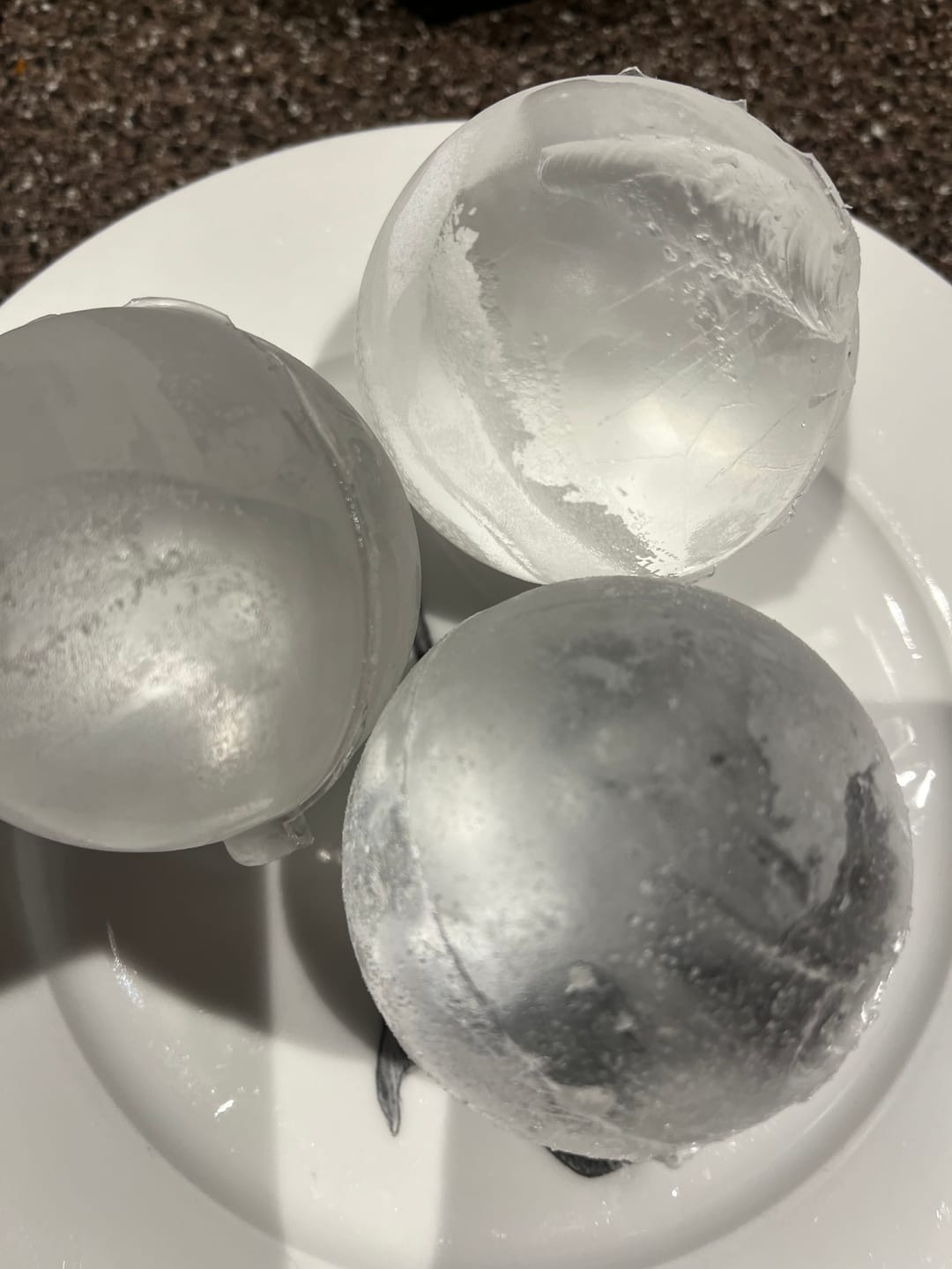 Customer photo review of Antarctic Clear Ice Maker (Sphere & Cube)