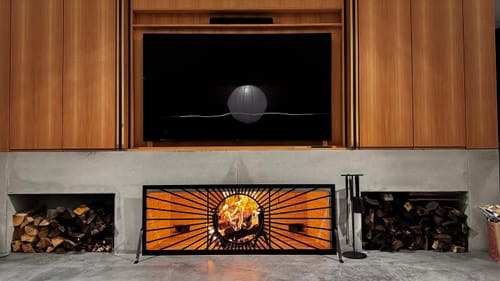 Customer photo review of Custom design Carolina Free Standing screen/ 72” W x 26” H/ Classic Feet/ Textured black Finish/ Square Handles