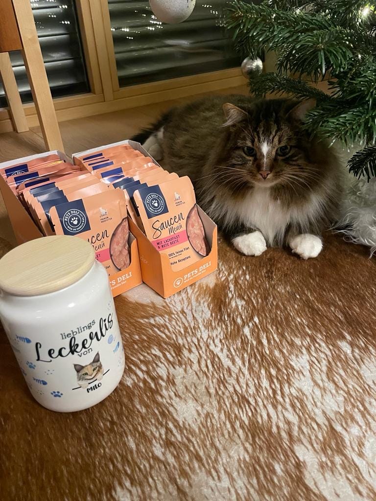 Customer photo review of Lieblings Leckerli - Individuelle Leckerlidose