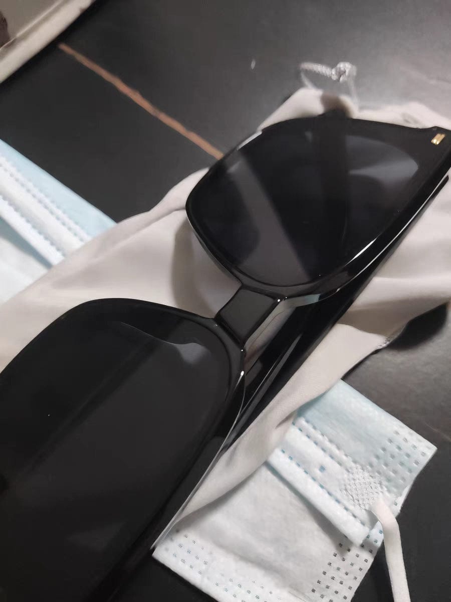 Customer photo review of Cleo Square Framed Sunglasses