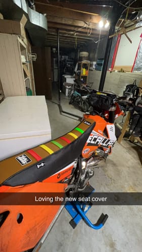 Customer photo review of Custom Seat Cover: 03-'07 125-525 All Models