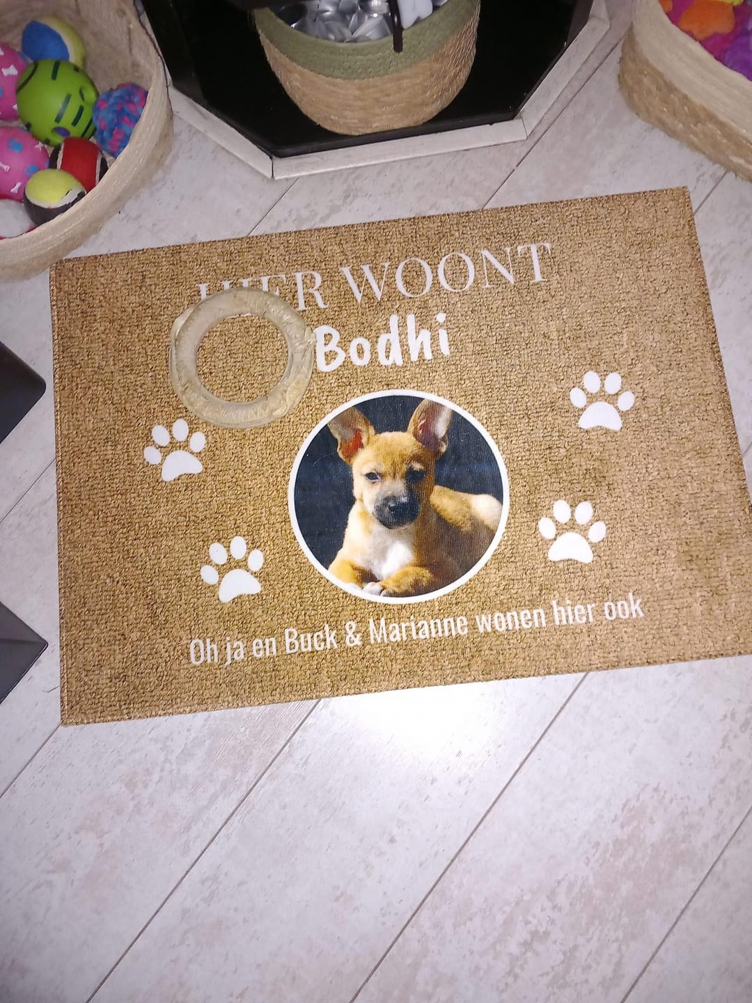 Customer photo review of Hier woont - Gepersonaliseerde huisdier deurmat