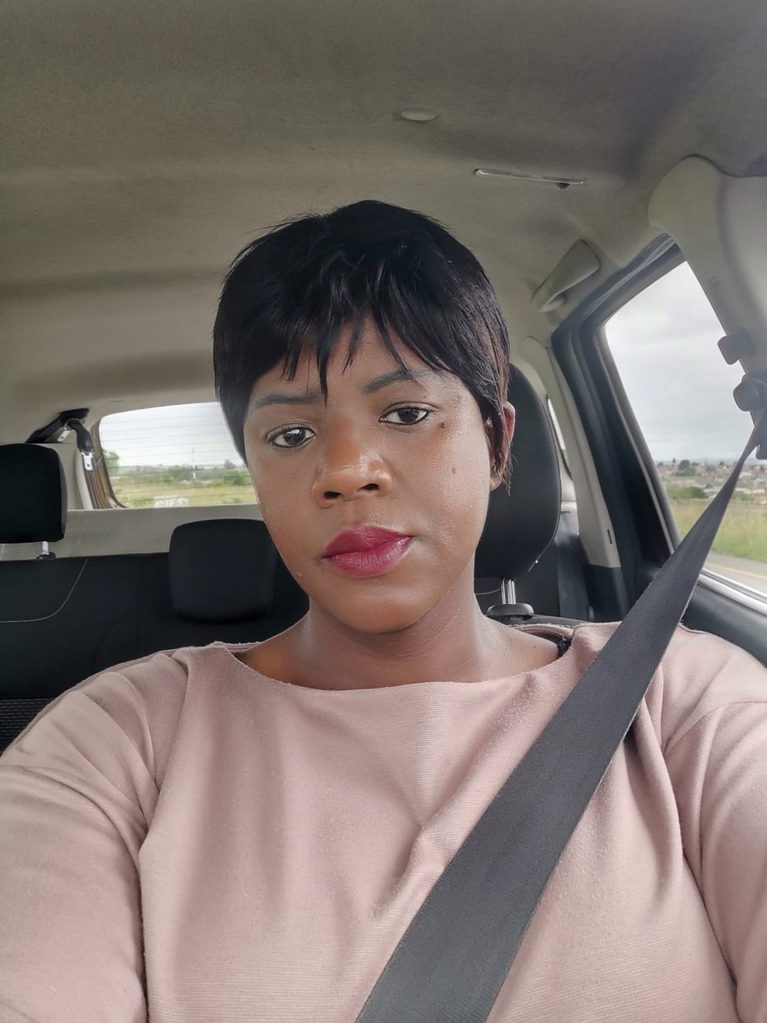 Customer photo review of Chic Pixie Cut Wig - Trendy and Natural Human Hair