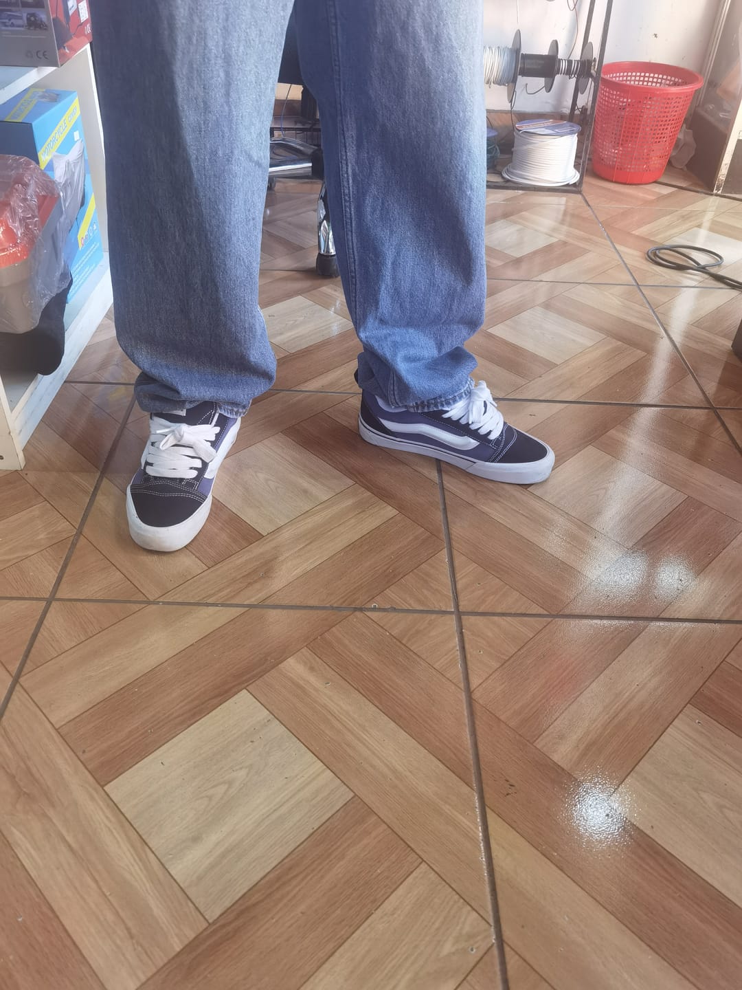 Customer photo review of Zapatilla Vans Knu Skool Hombre Azul