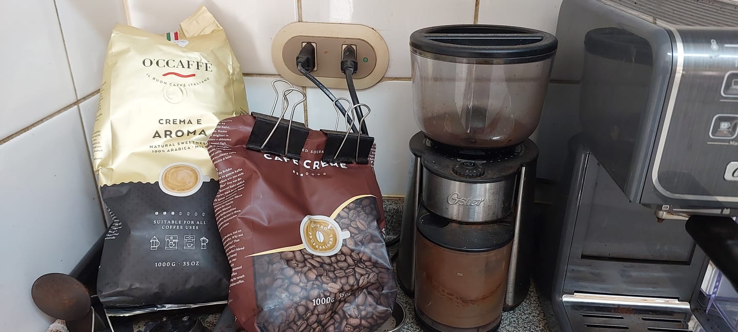 Customer photo review of Occaffe Grano Crema E Aroma 100% Arabica 1kg