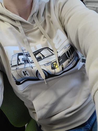 Customer photo review of BUILT | HOODIE