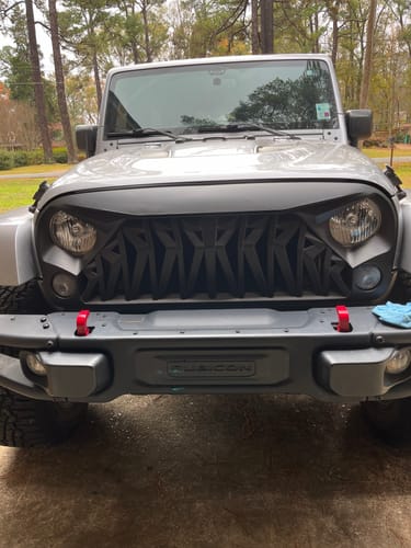 Customer photo review of Shark Grille - Matte Black for 07-18 Wrangler JK