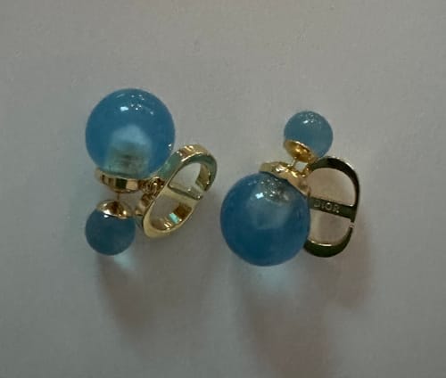 Customer photo review of CD PEARL BLUE GOLD EARRINGS