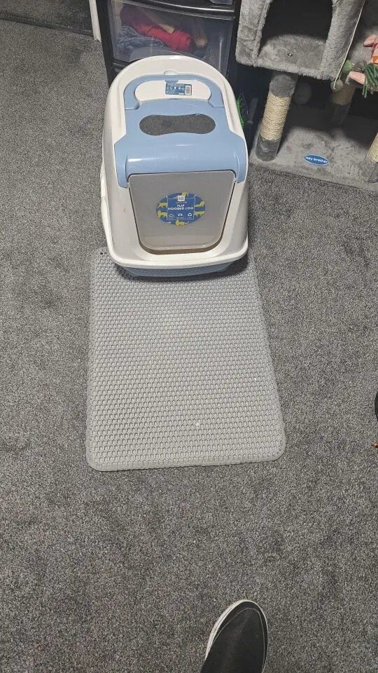Customer photo review of Tapis pour bac à litière pour chat double couche et imperméable