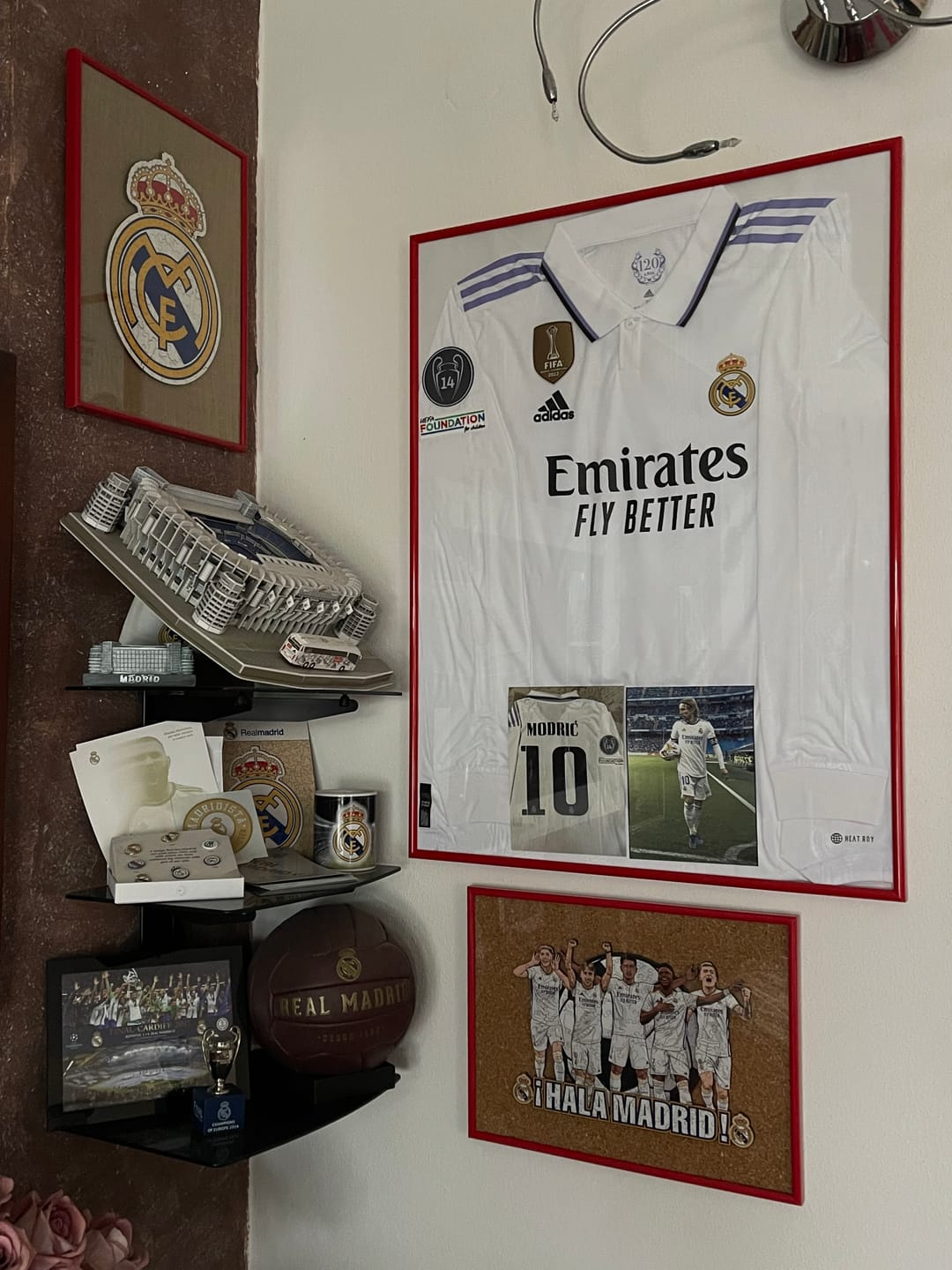 Customer photo review of Real Madrid CF® 5 Players - Wooden Puzzle (LIMITED EDITION)