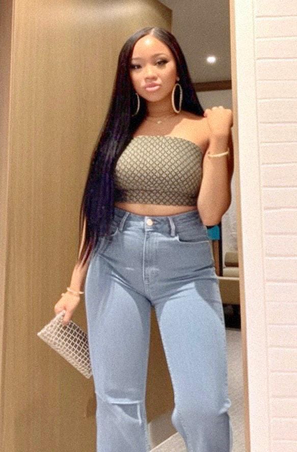 Customer photo review of Kelsey - Virgin Cambodian Hair - Light/Medium Yaki Coarse - InvisiRoot Thin-Part Wig™️