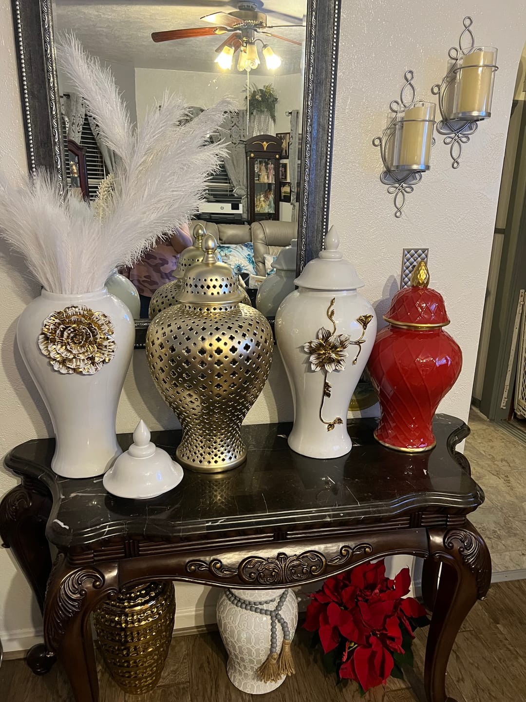 Customer photo review of Ceramic Diamond Patterned Ginger Jar with Gold Detail