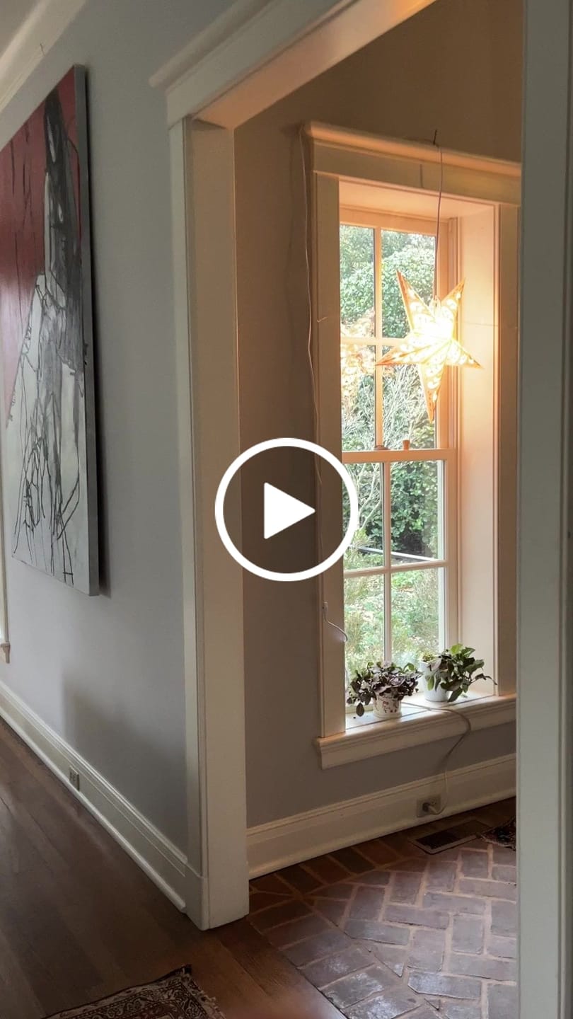 Customer video review of 11FT White Weatherproof Outdoor Pendant Light Lamp Cord Kit, E12 C7 Base