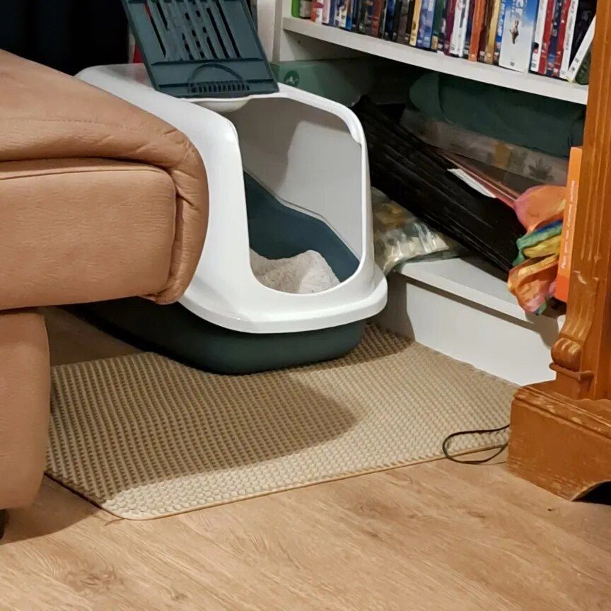 Customer photo review of Tapis pour bac à litière pour chat double couche et imperméable