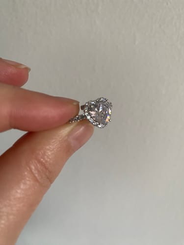 Customer photo review of Anello Love Strass