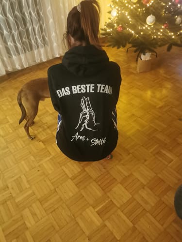 Customer photo review of Team Gassi Fauststoß - Individueller Hoodie Unisex Rückendruck