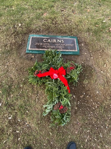 Customer photo review of Fresh Natural Christmas Grave Cross