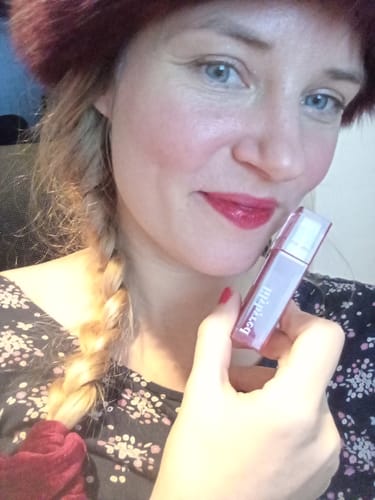 Customer photo review of [Lilybyred] Juicy Liar Water Tint 4g - No.2 Cherry Crush