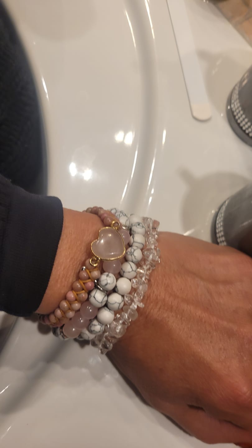 Customer photo review of BEDINGUNGSLOSE LIEBE Armband