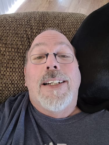 Readers + Black Universal Pod