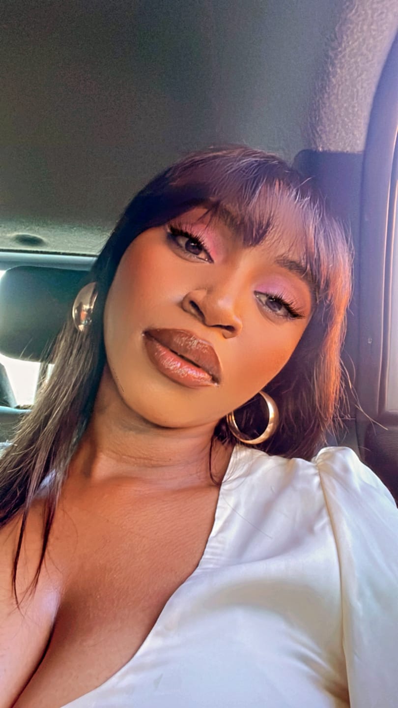 Customer photo review of Human Hair Fringe 22 28 inch Wig