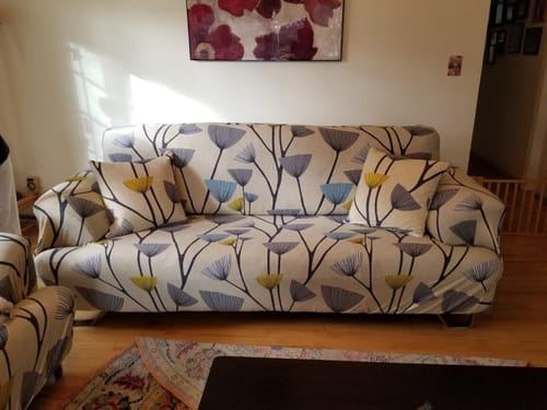 Customer photo review of Trendize Exclusive Stretchable Sofa Cover