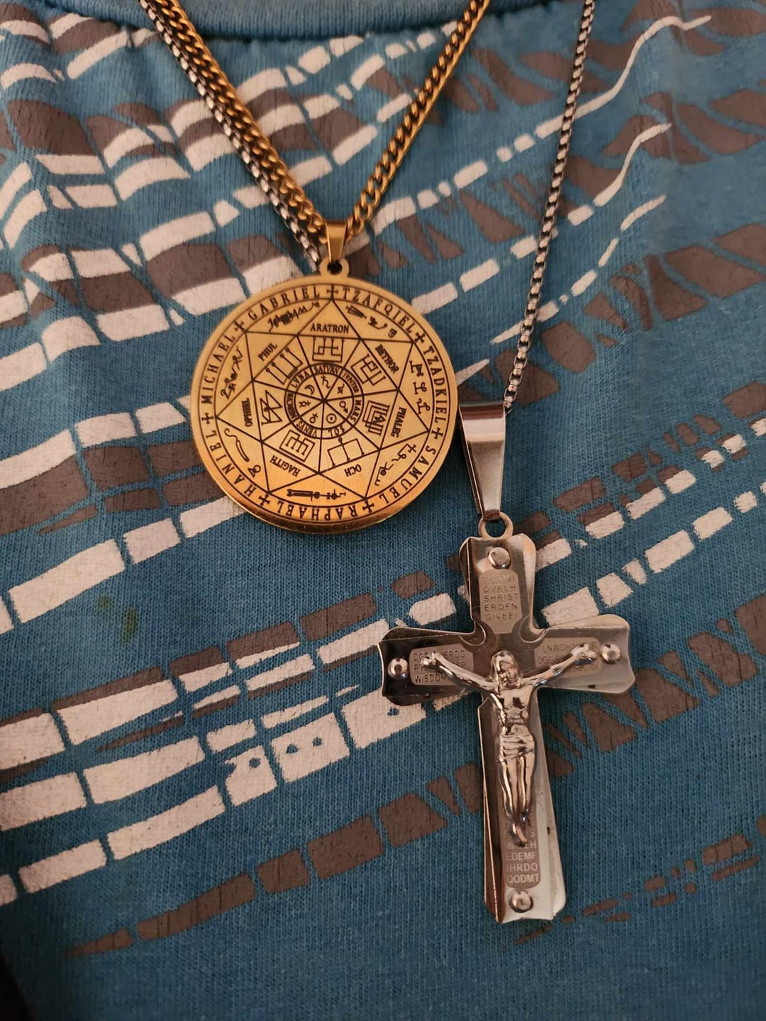 Customer photo review of Pendentif Sceau des 7 Archanges