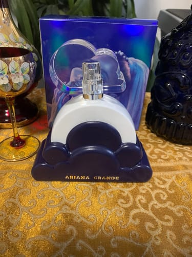 Customer photo review of Ariana Grande Cloud 2.0 Intense 100ml