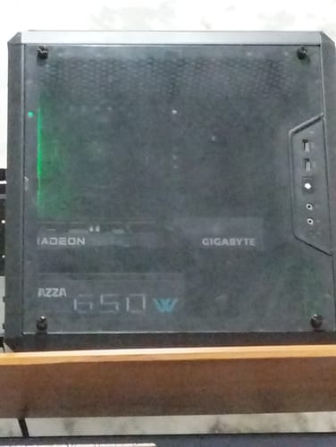 Customer photo review of Tarjeta de Video GIGABYTE Radeon RX 6600 Eagle 8G Graphics WINDFORCE 3X Cooling System, 8GB 128-bit GDDR6, GV-R66EAGLE-8GD