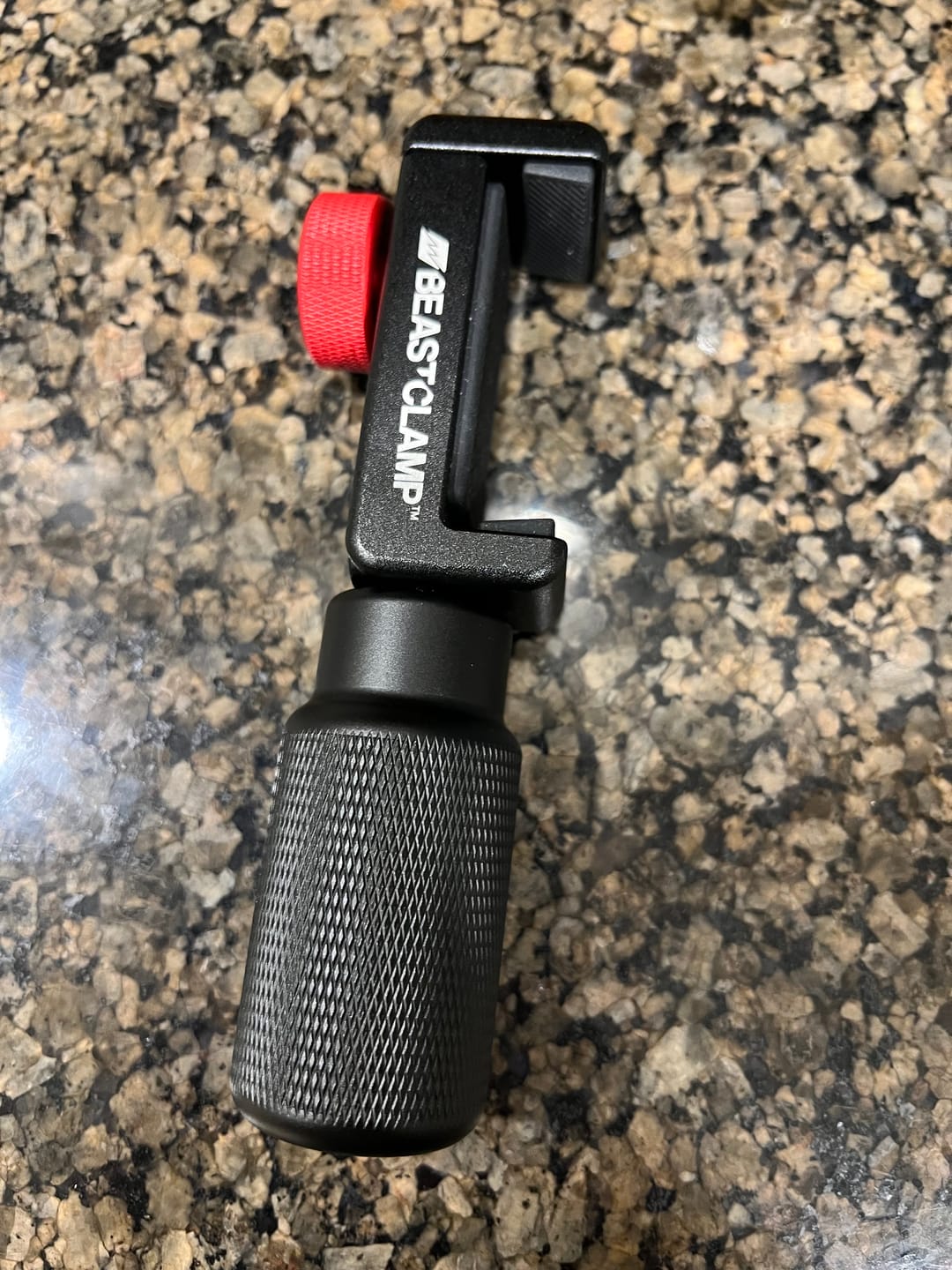 Customer photo review of Beastclamp - Universal Smartphone Clamp