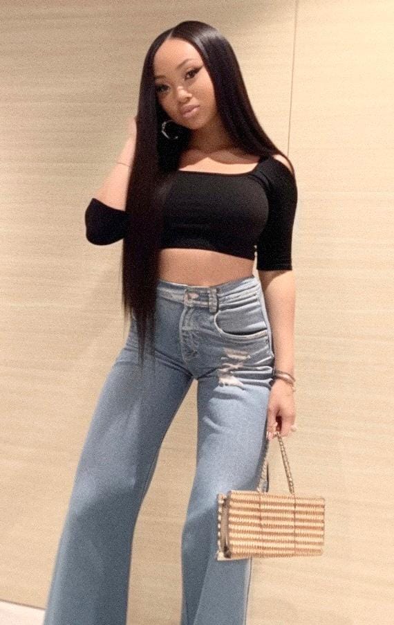 Customer photo review of Dominique - Virgin Cambodian Hair - InvisiRoot Thin-Part Wig™️