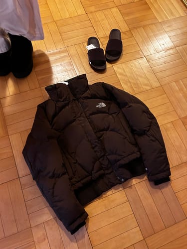 Customer photo review of The North Face Jacket Womens Medium Brown 600 Down Ski Bomber Coat