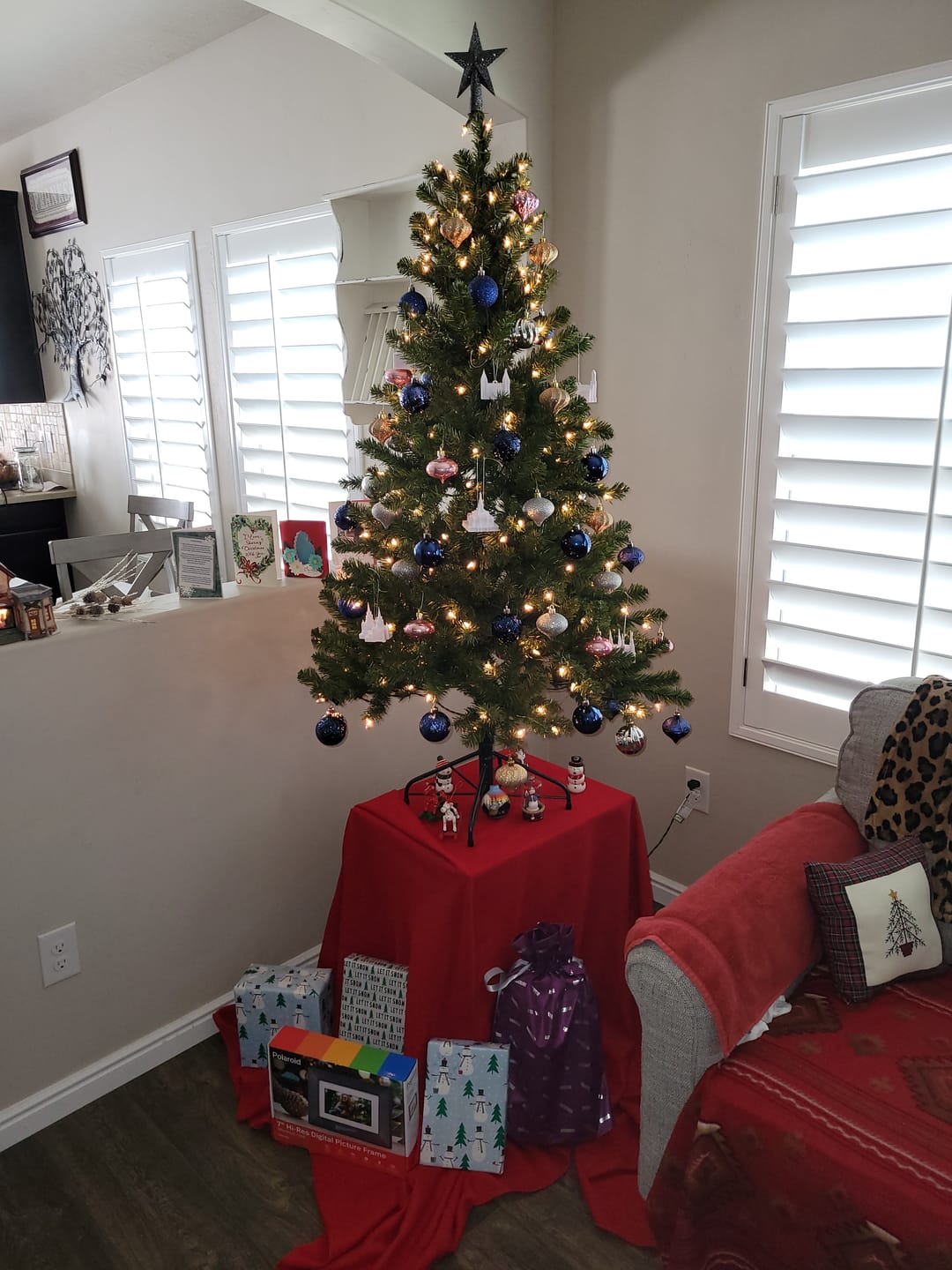 Customer photo review of (PACK of 3) Temple Christmas Ornaments | Choose Any Temple