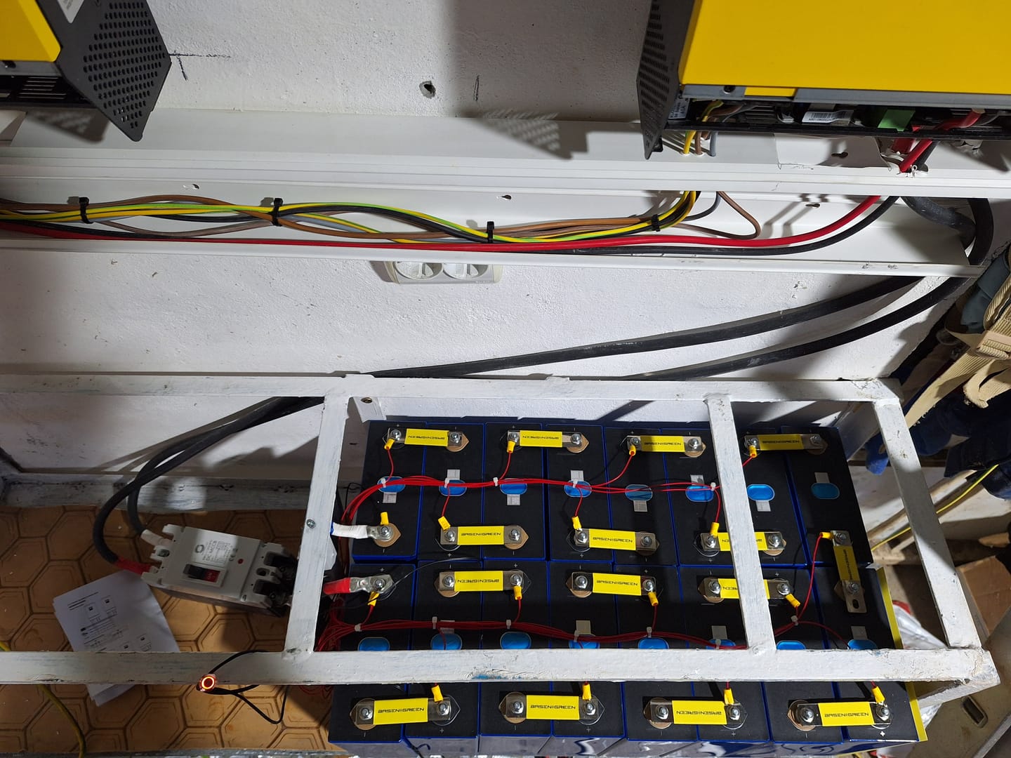 Customer photo review of Intrerupator pentru acumulatori 250A 550V DC MCCB