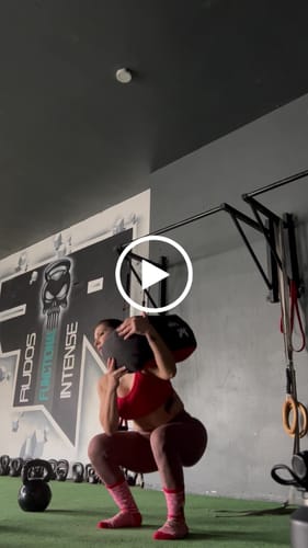 Customer video review of Strongman Sandbag V2