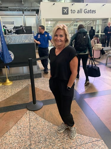 Customer photo review of Brigitte Brianna Blouse Tee & Street Joggers Set (BLACK)