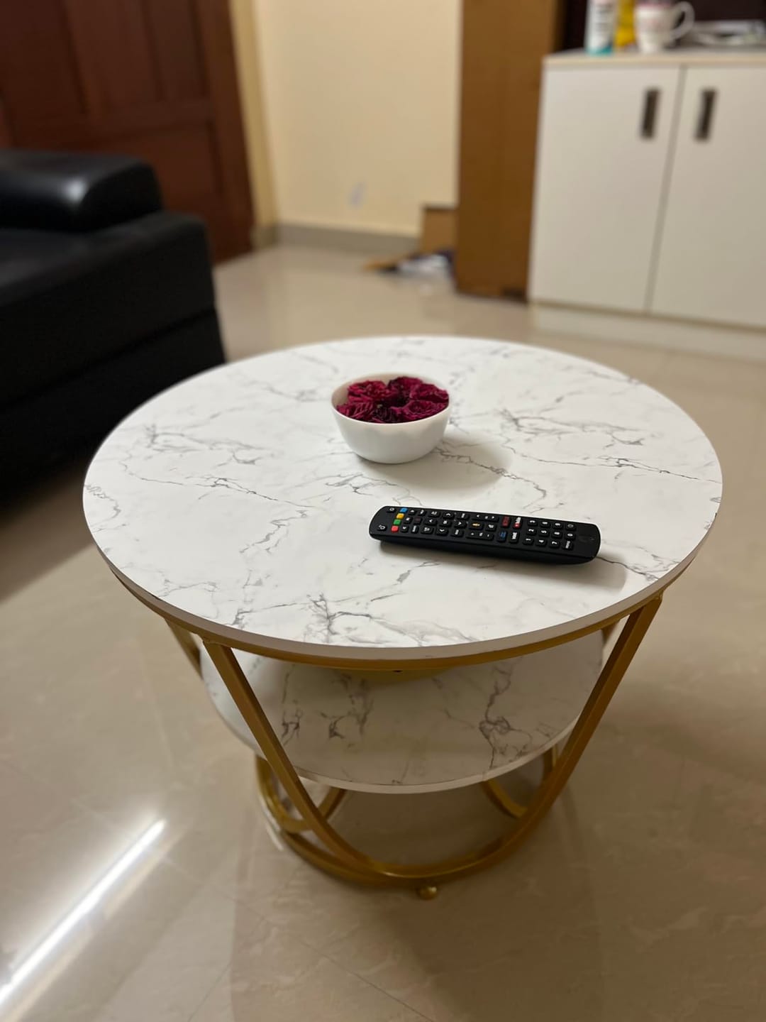 Customer photo review of Ereteken ART Round Gold Coffee Table,2 Tier Coffee Tables for Living Room